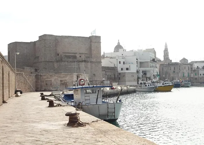 Maria Del Mar * Monopoli